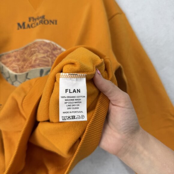 FLAN Sweatshirt Mens Medium Flying Macaroni Galactic Cheese Crewneck Classic - Picture 6 of 9